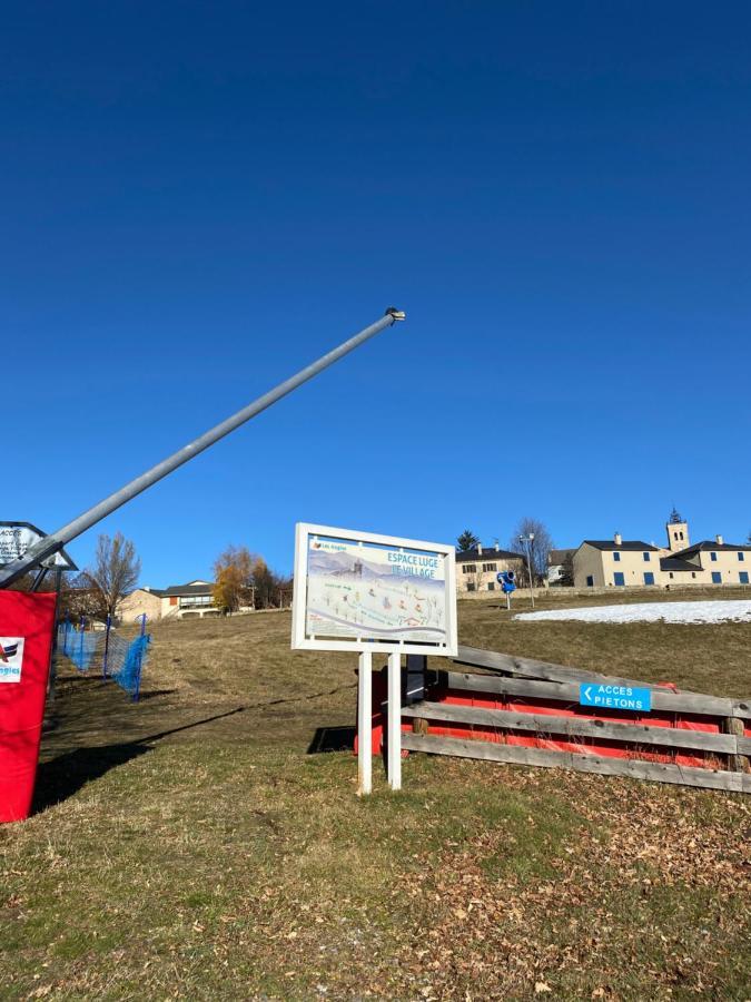 Appartement Aux Pieds Des Pistes ! Les Angles  Eksteriør billede